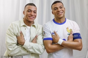 姆巴佩谈自己的蜡像亮相：太神奇了，这就是我本人！