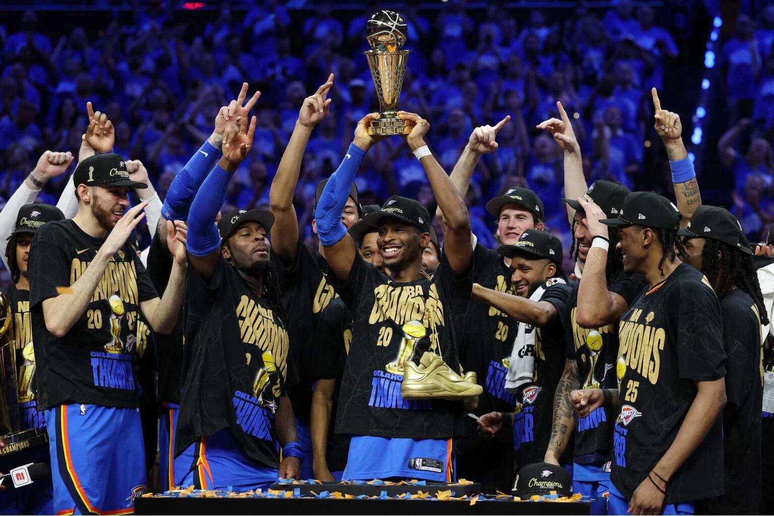 乐鱼体育-记者：亚历山大将成为齐名乔科詹库的历史级别巨星