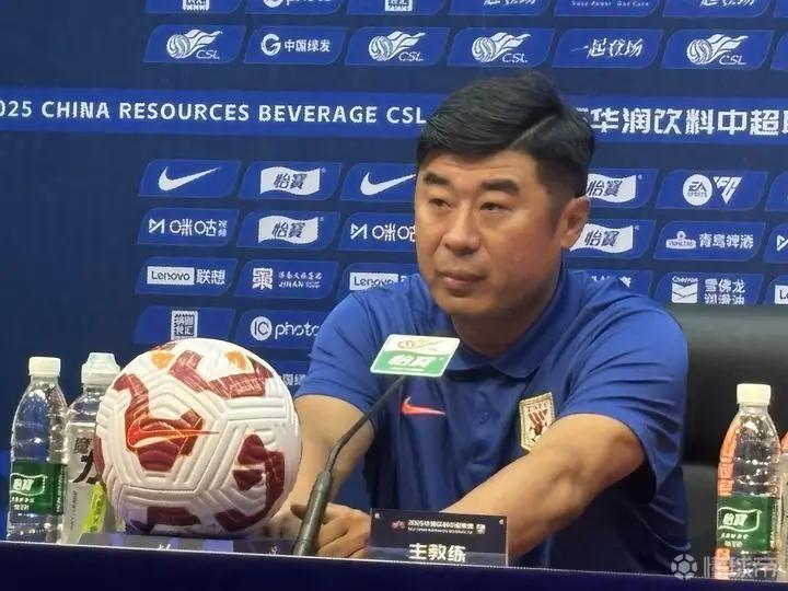 乐鱼官网-韩鹏谈年轻球员成长：20岁立足中超并不多，珍惜中乙实战机会