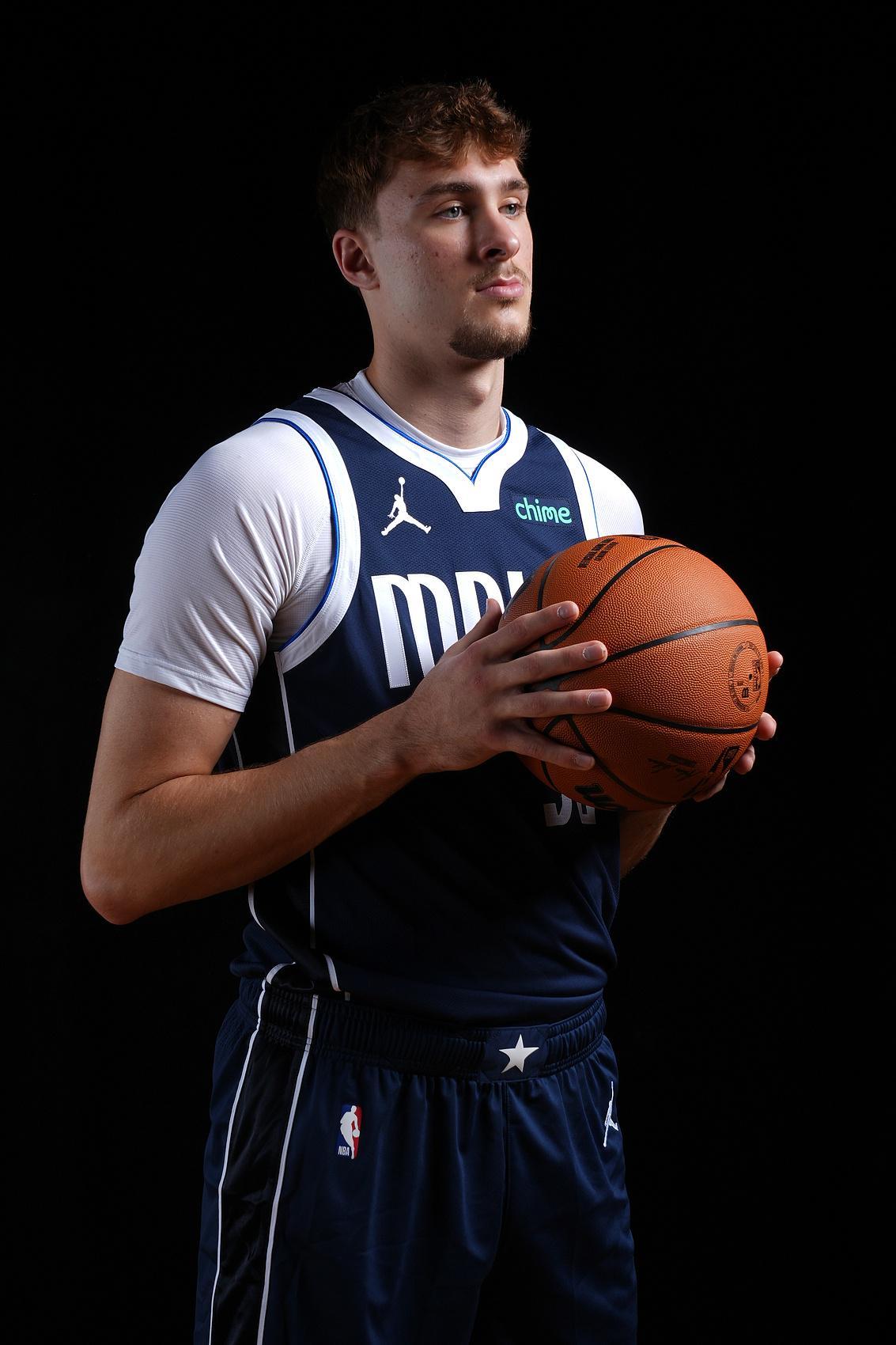 乐鱼app-ESPN预测新赛季最佳新秀：弗拉格断档第一 迪伦-哈珀第二