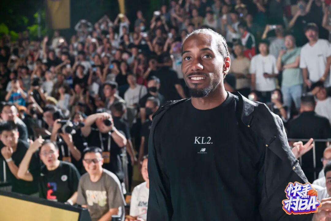 乐鱼体育-NBA球星下乡学咏春,村BA还有多少「花活」?