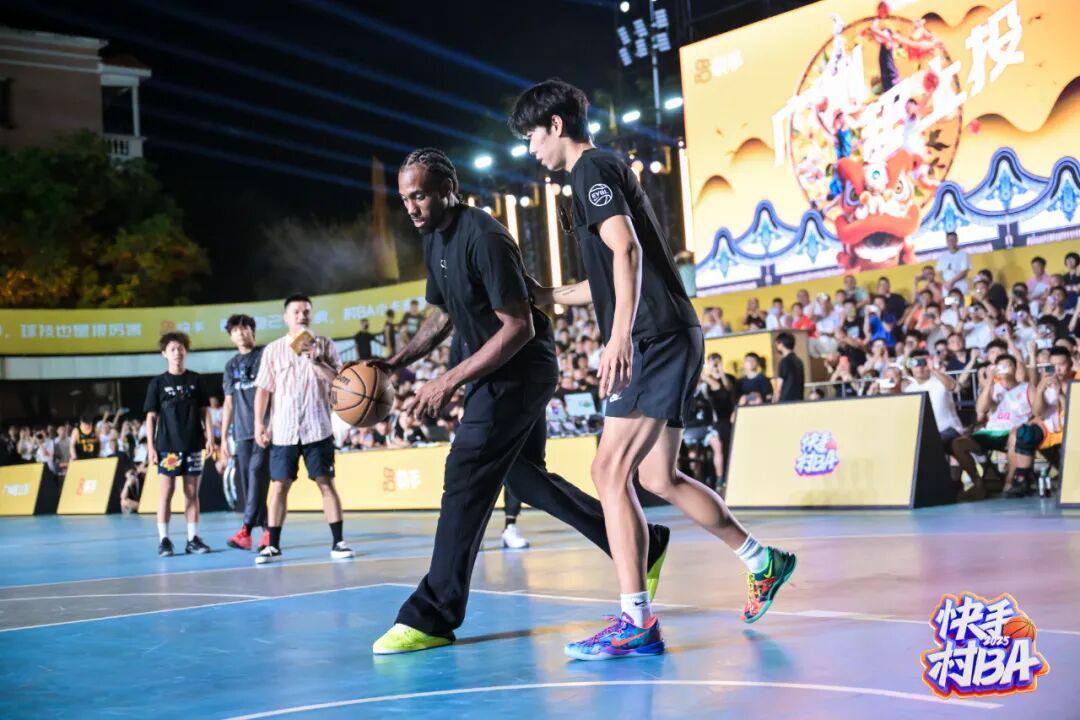 乐鱼体育-NBA球星下乡学咏春,村BA还有多少「花活」?