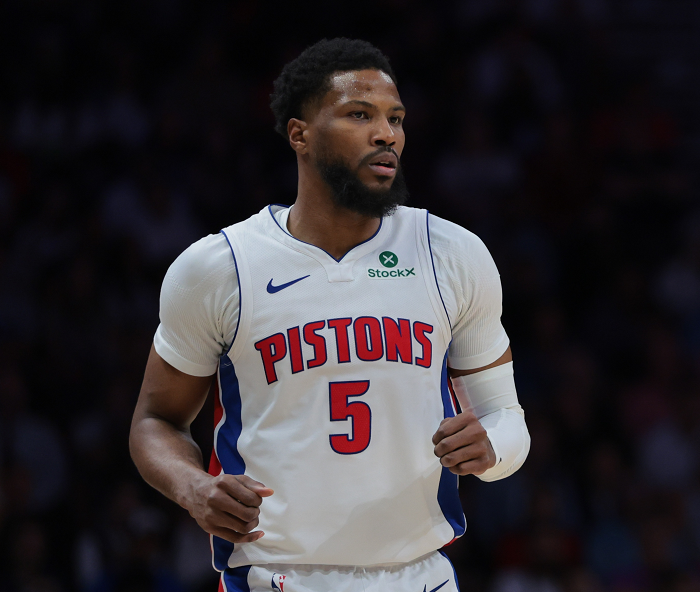 乐鱼官网-勇士首笔签约达成，库里联盟第1！乔丹科比刷新纪录，比斯利真香