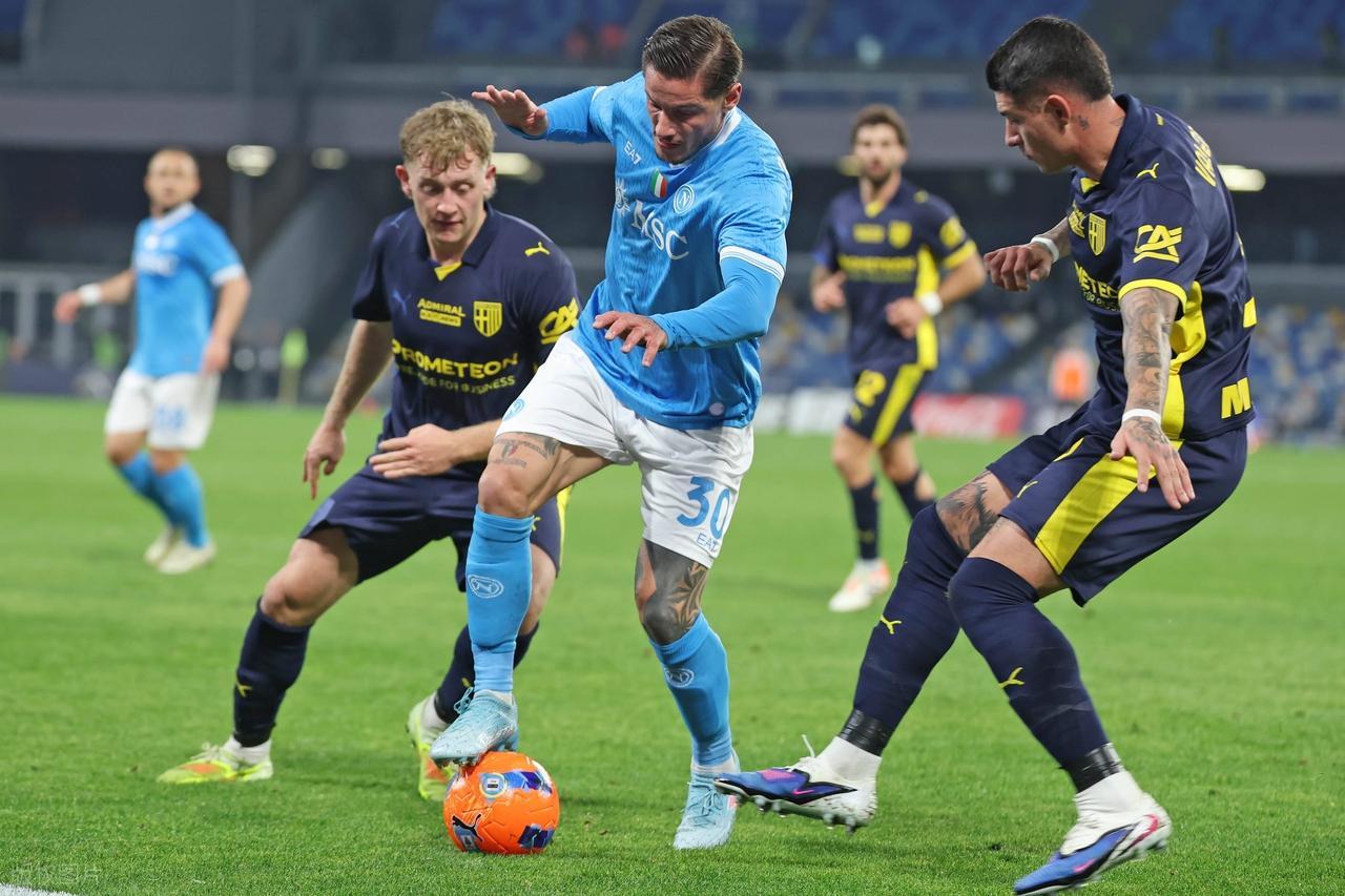 意甲：萨索洛状态有限，那不勒斯抢分无忧？那不勒斯VS萨索洛